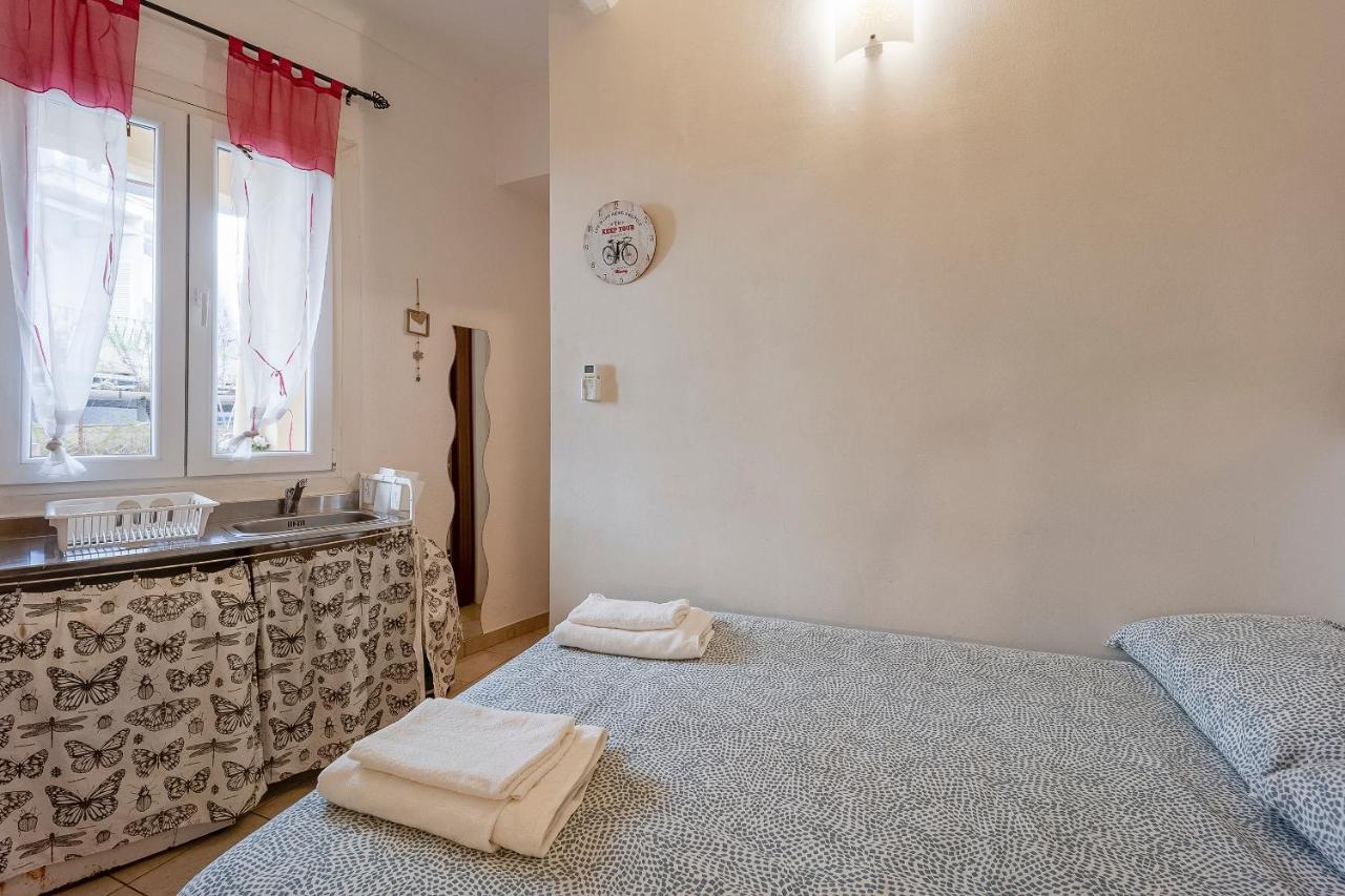 Il Gattino Di Sanremo - Piccolo Monolocale Centro E Stazione Del Treno Apartamento Exterior foto